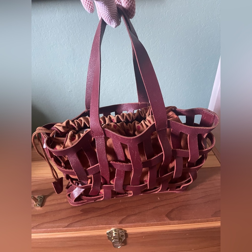 Tote w/ Flat Handles Soft Leather Woven Bag w/ Canvas Bag Inside Vintage 14x9x4” - Picture 4 of 16